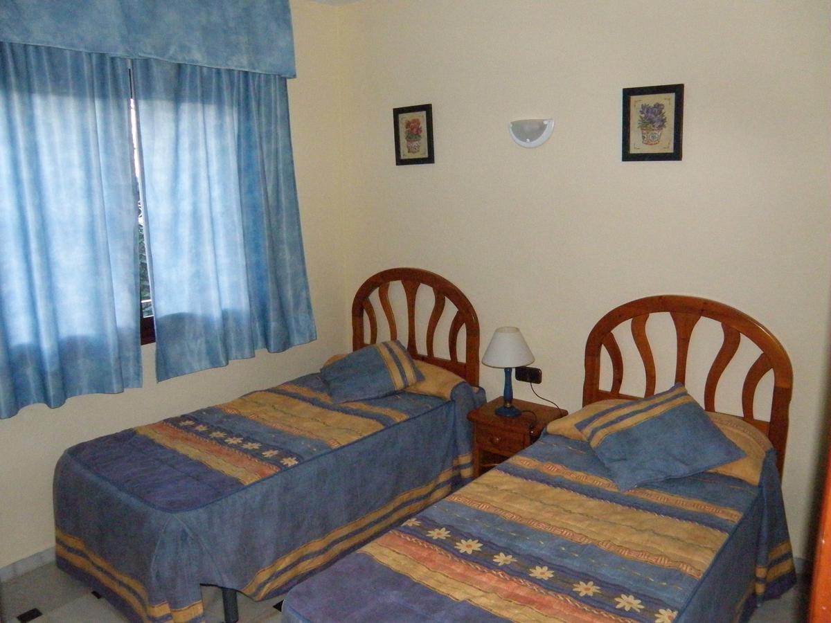 Apartamento En La Playa Apartment Mijas Costa Luaran gambar