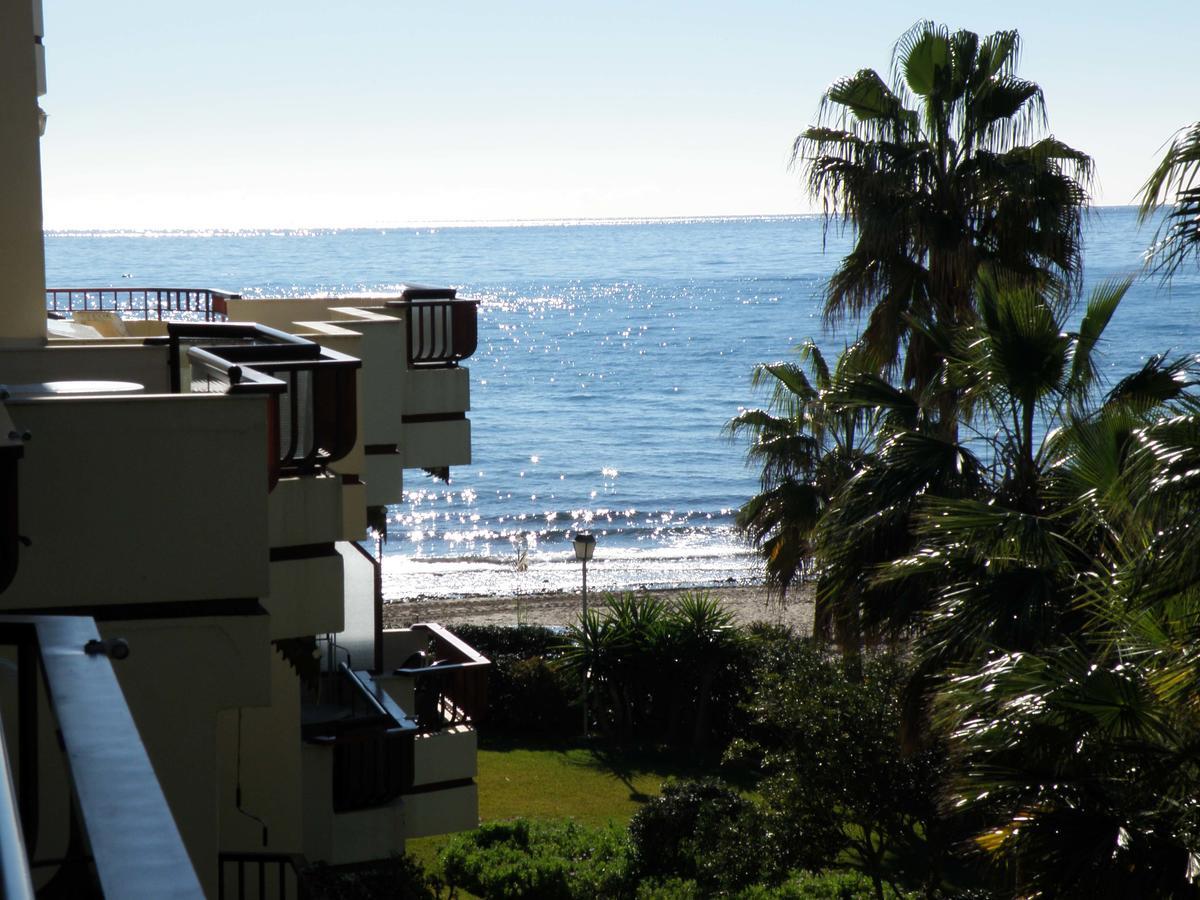 Apartamento En La Playa Apartment Mijas Costa Luaran gambar