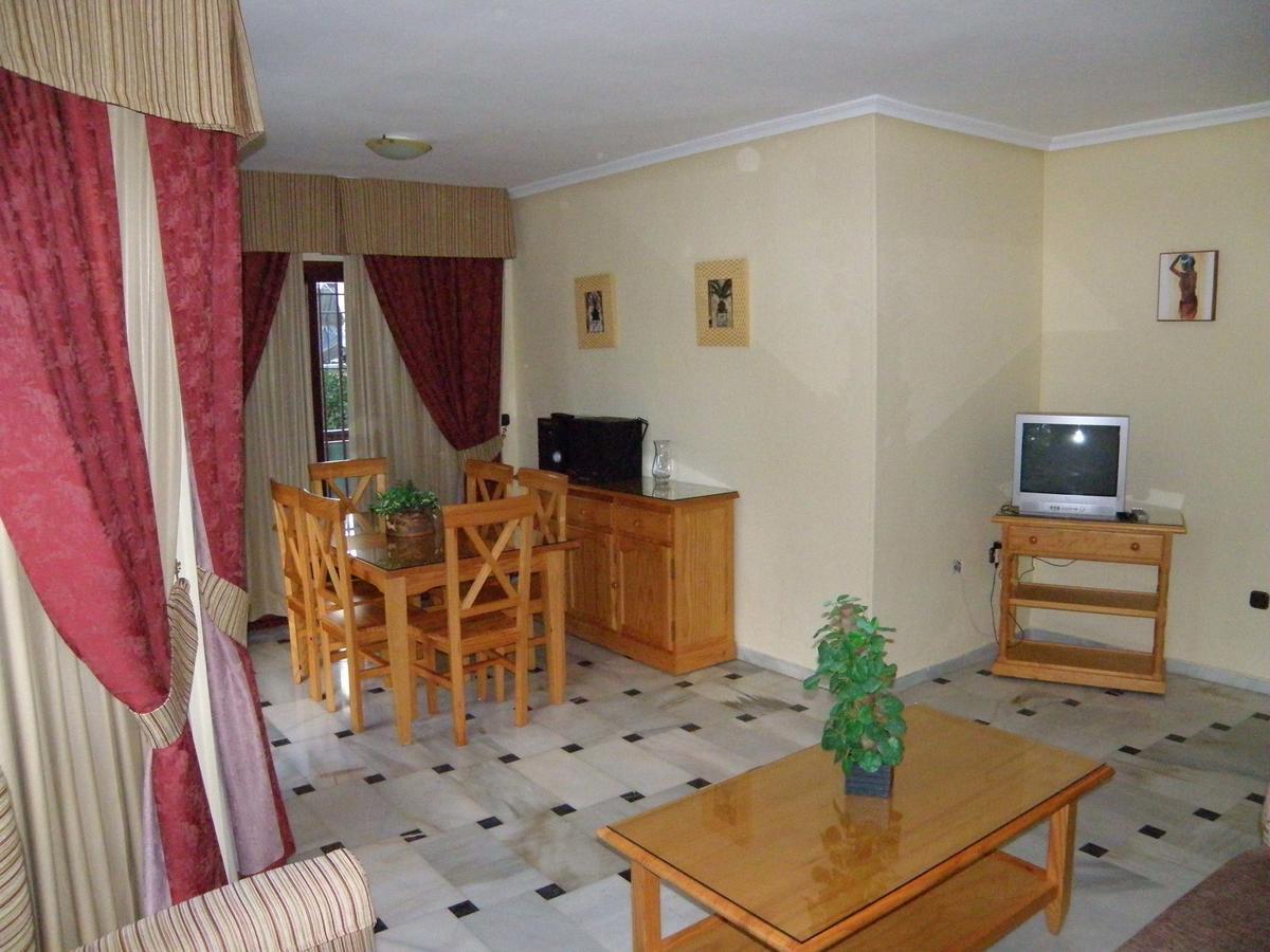 Apartamento En La Playa Apartment Mijas Costa Luaran gambar